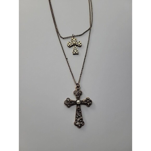 Vintage Necklace Chain Gold Tone Cross Pendant Crystal White Bead Jewelry - Picture 7 of 14